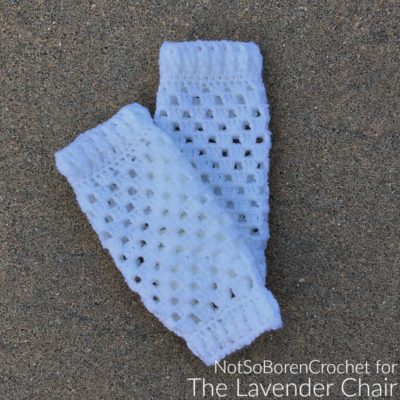 Read more about the article Granny Stitch Baby Legwarmers Crochet Pattern