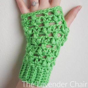 Read more about the article Clover Puff Fingerless Gloves Crochet Pattern