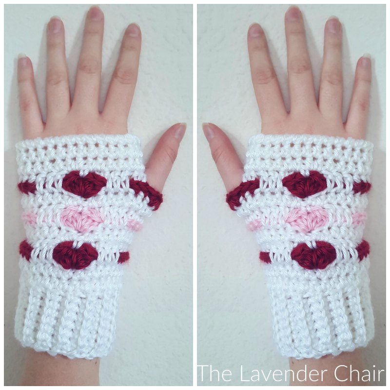 Love Me Tender Fingerless Gloves - Free Crochet Pattern - The Lavender Chair