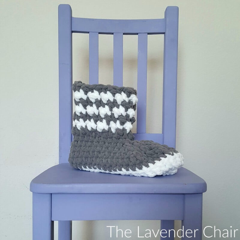 Houndstooth Slippers - Free Crochet Pattern - The Lavender Chair