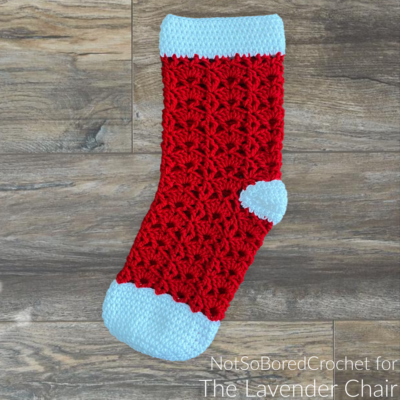 Read more about the article Mildred Fan Stocking Crochet Pattern
