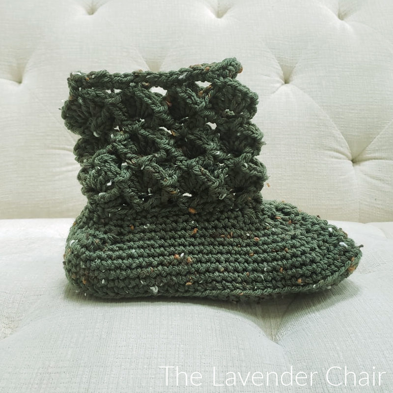 Sensu Fan Slippers - Free Crochet Pattern - The Lavender Chair