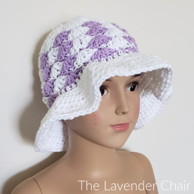 Read more about the article Simple Shells Sun Hat (Child) Crochet Pattern