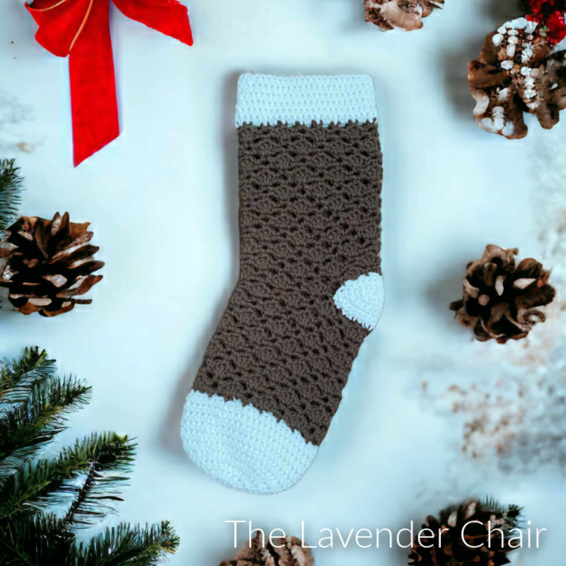 Meshy Shells Stocking - Free Crochet Pattern - The Lavender Chair